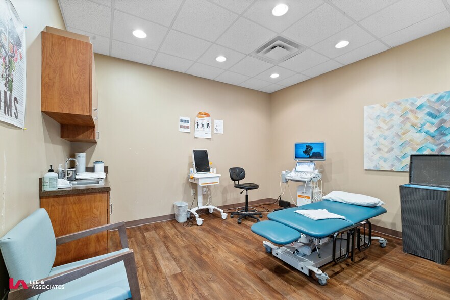 More Photos Of 2774 N Decatur Rd, Decatur Medical For Sale