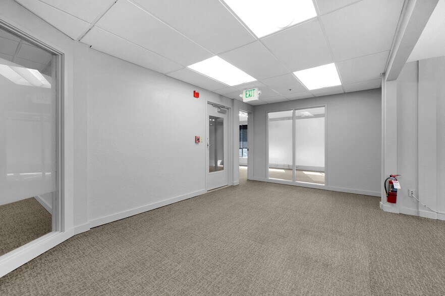 More Photos Of 160 Roy St, Seattle Office Residential For Sale