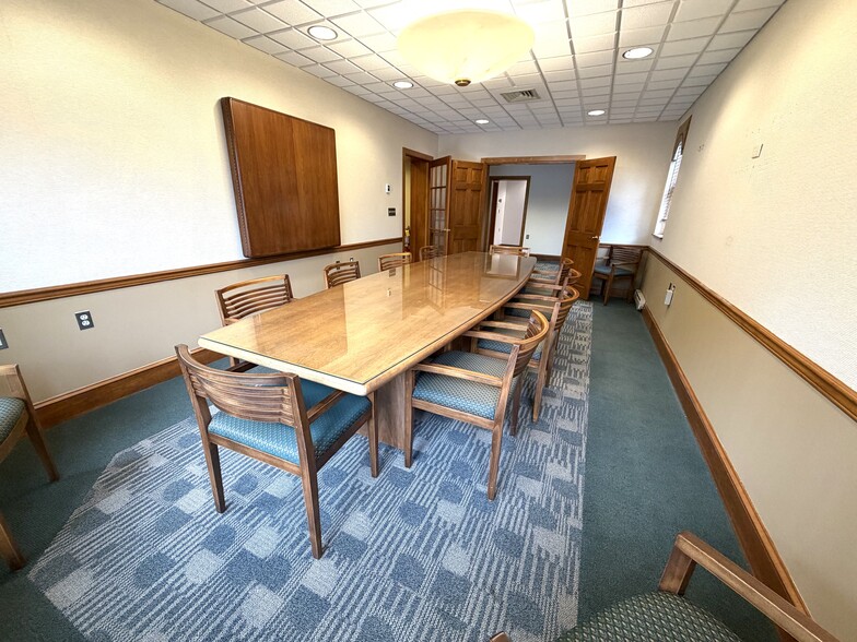 More Photos Of 22 S 2nd St, Emmaus Loft Creative Space For Lease