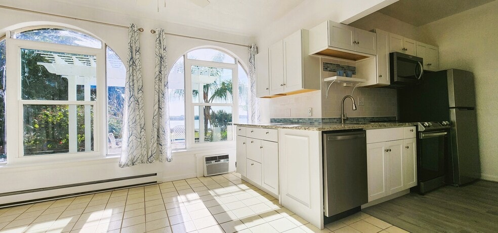 More Photos Of 1854 S Highland Park Dr, Lake Wales Apartments For Sale