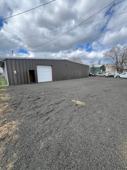 More Photos Of 112 N Stone St, Spokane Service For Lease