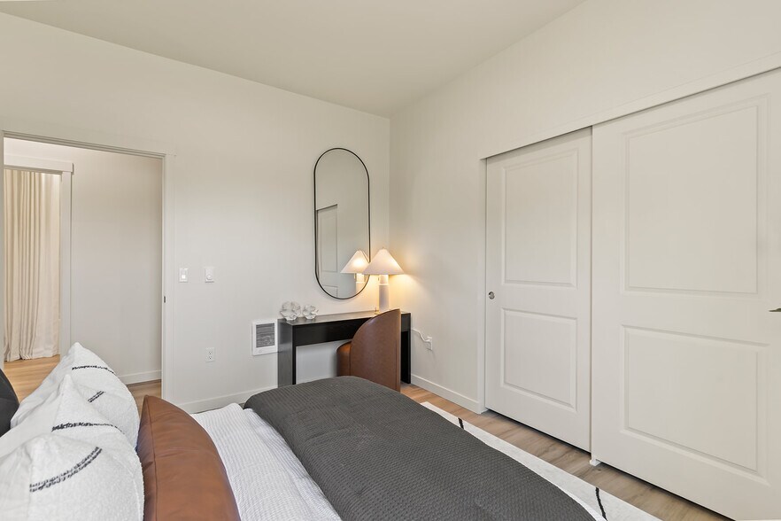 More Photos Of 7011 NE 126th St, Vancouver Apartments For Sale