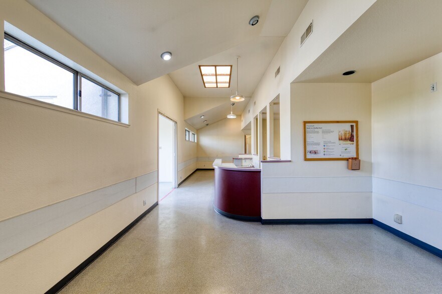More Photos Of 2928 Eastern Ave, Sacramento Medical For Sale