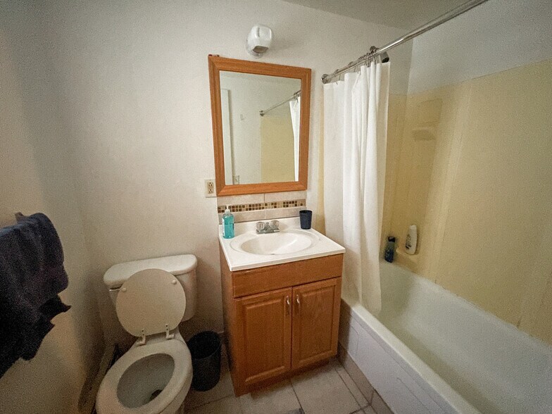 More Photos Of 139 Murray St, Binghamton Multifamily For Sale