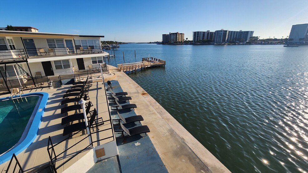 More Photos Of 621 Bay Esplanade, Clearwater Hotel For Sale