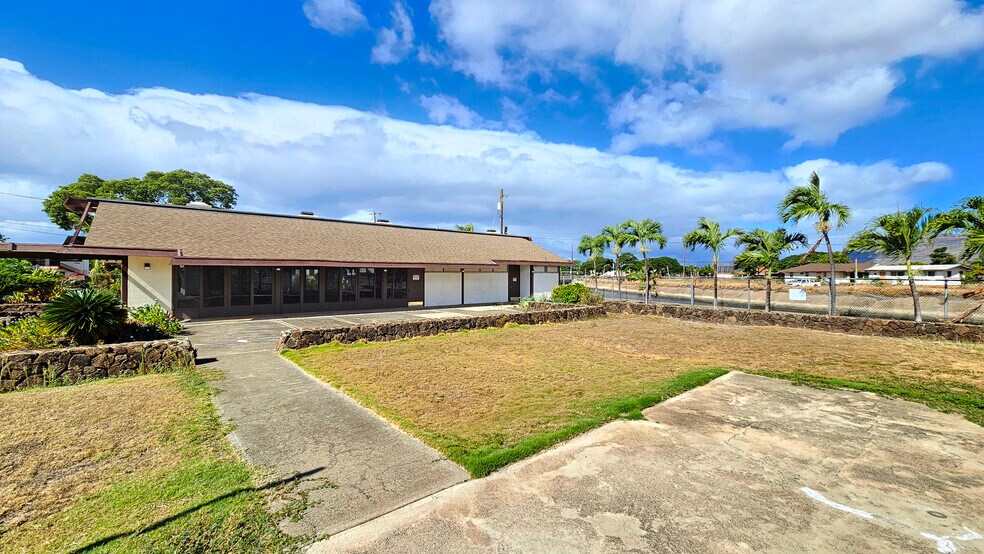 More Photos Of 85-762 Old Government Rd, Waianae Religious Facility For Sale