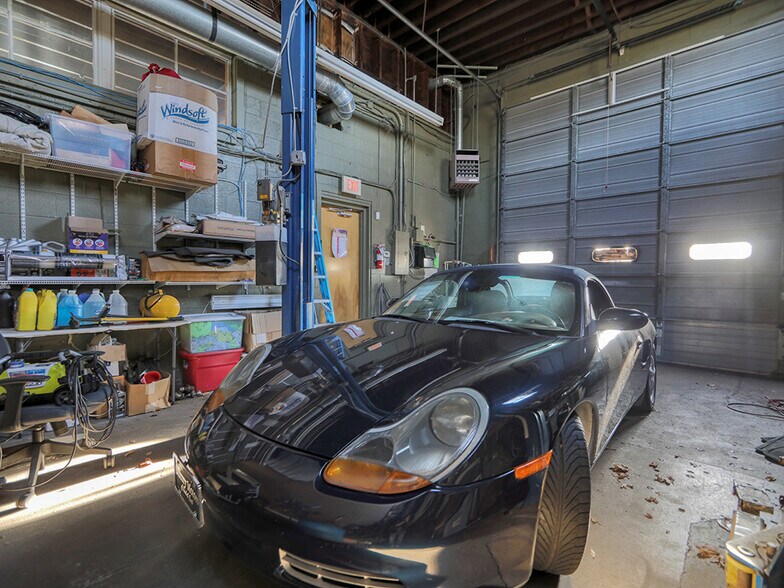 More Photos Of 20575 Coastal Hwy, Rehoboth Beach Auto Dealership For Sale