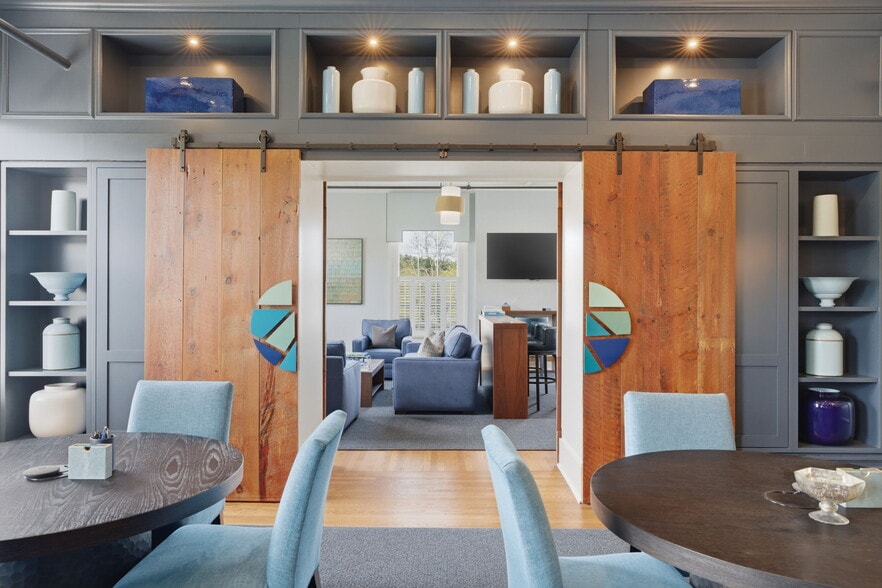 More Photos Of 10 Front St, Canton Loft Creative Space For Sale