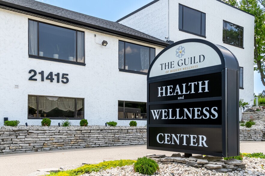 More Photos Of 21415 W Greenfield Ave, New Berlin Medical For Lease