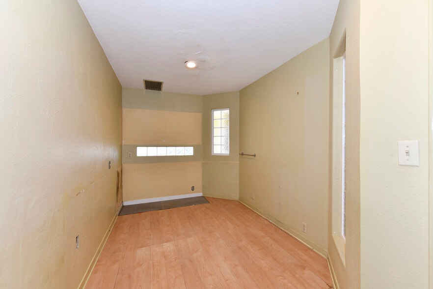 More Photos Of 1519 Main St, Napa Storefront Retail Residential For Sale