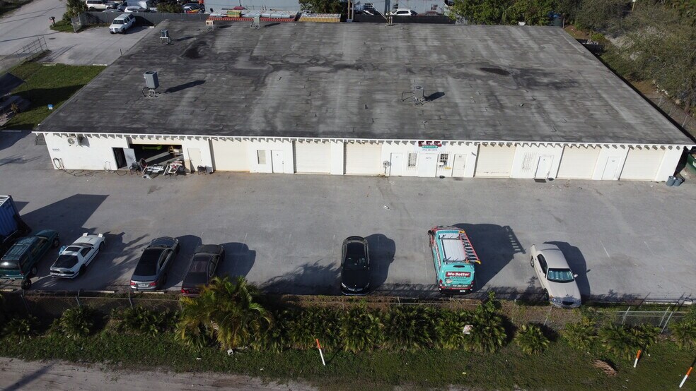 More Photos Of 6900 Barbour Rd, Riviera Beach Manufacturing For Lease