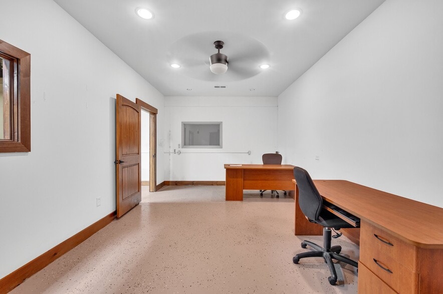 More Photos Of 105 Rock Barn Rd NE, Conover Flex For Sale