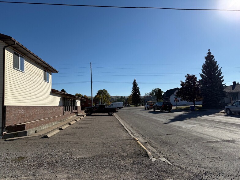 More Photos Of 10 7th Ave W, Polson Office For Lease