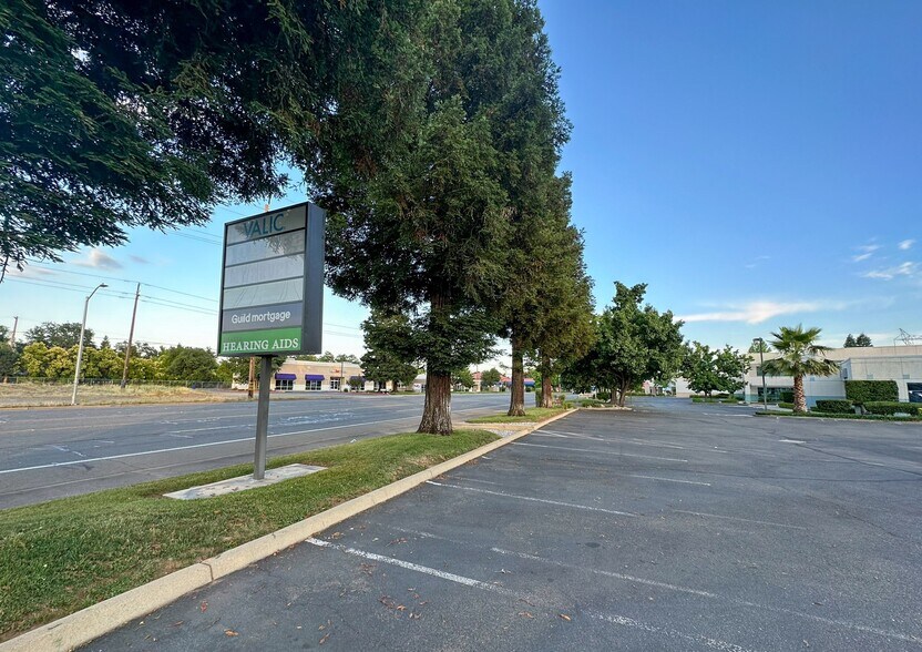 More Photos Of 2070 Churn Creek Rd, Redding Freestanding For Lease