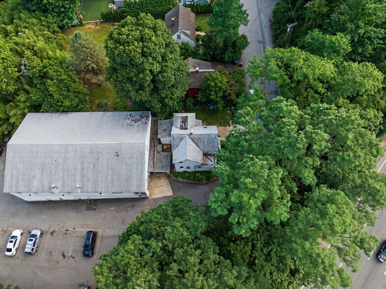 More Photos Of 23 Malcolm St, Morristown Industrial For Sale