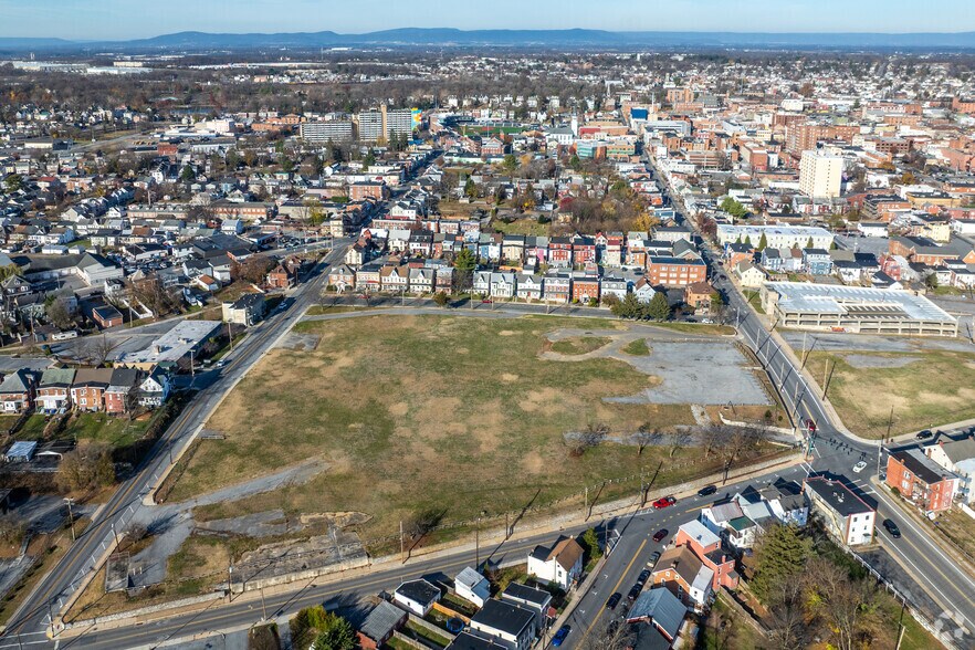 More Photos Of 251 E Antietam St, Hagerstown Land For Lease