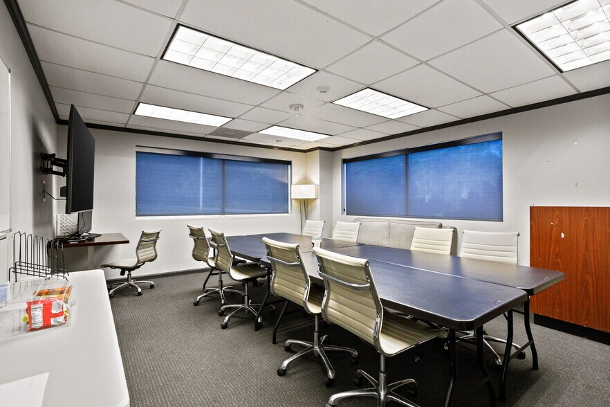 More Photos Of 340 Interstate Blvd, Greenville Warehouse For Sale