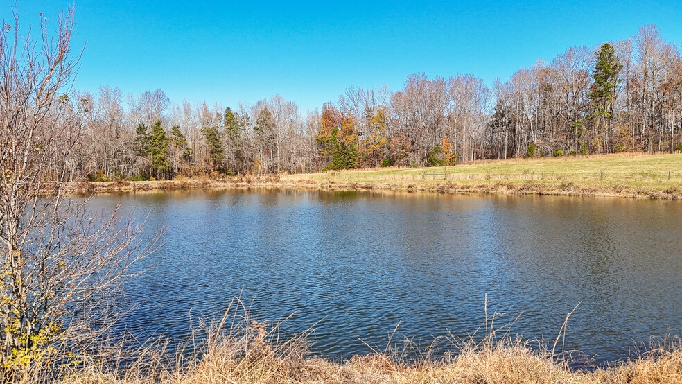 More Photos Of 6605 Phillippi Rd, Liberty Land For Sale