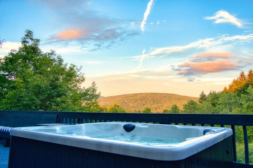 More Photos Of 218 NY-296, Windham Hotel For Sale