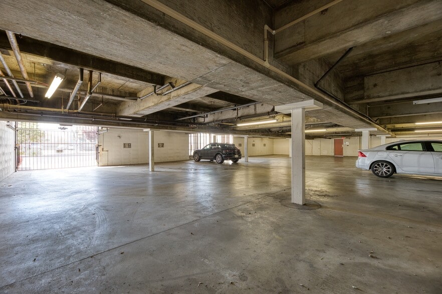 More Photos Of 1709 Shattuck Ave, Berkeley Apartments For Sale