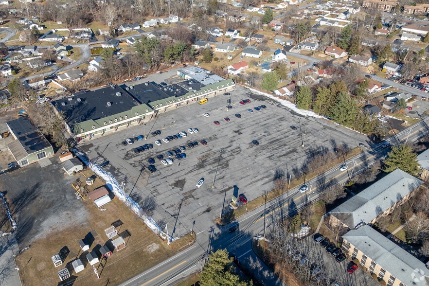 More Photos Of 426-436 Blooming Grove Tpke, New Windsor Township Unknown For Lease