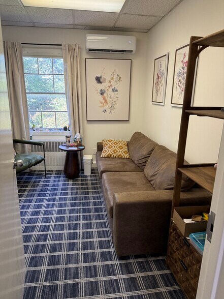 More Photos Of 55 Front St, Rockville Centre Office For Sale