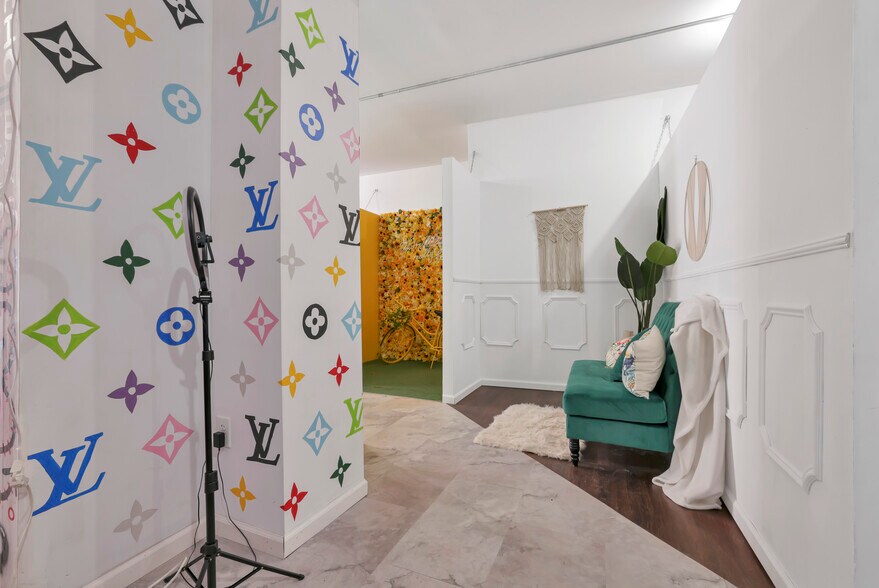 More Photos Of 1555-1563 N 4th St, Columbus Apartments For Sale