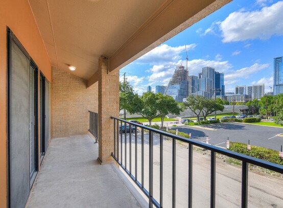 More Photos Of 151 S First St, Austin Office For Lease