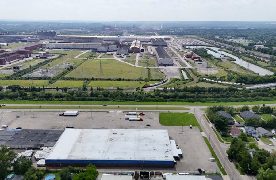 More Photos Of 4680 Caprice Dr, Middletown Industrial For Sale