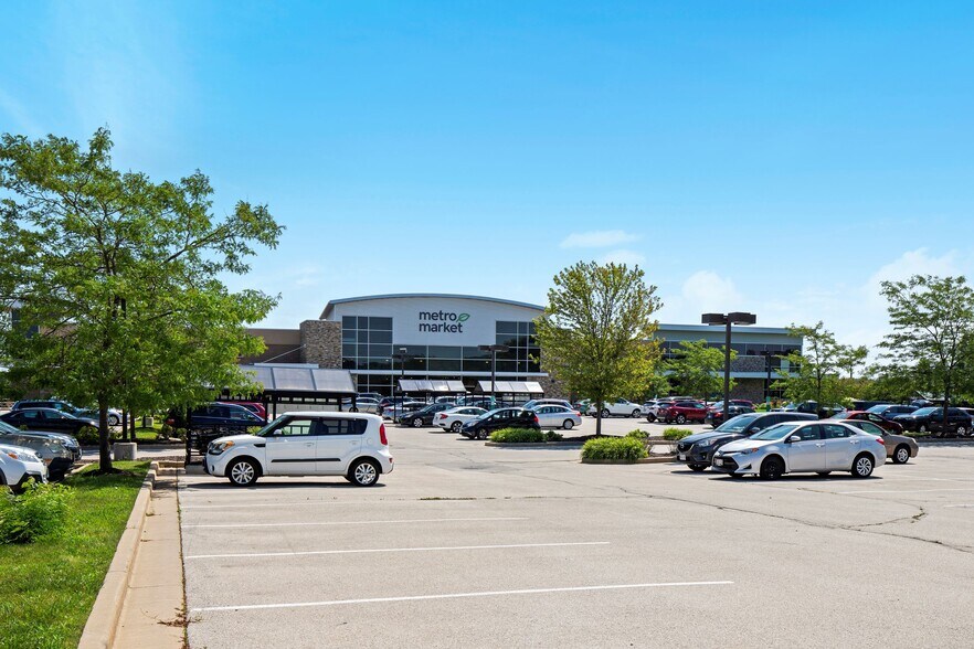 More Photos Of 11558 N Port Washington Rd, Mequon Supermarket For Sale