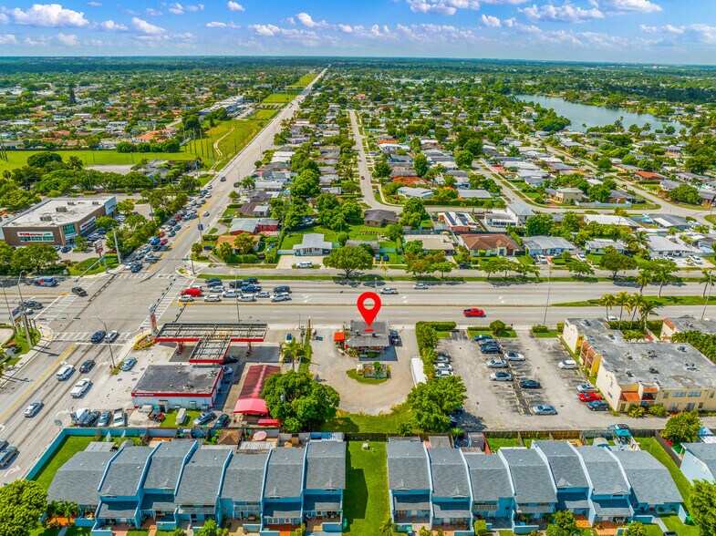 More Photos Of 10737 Sw 40th St, Miami Storefront For Lease