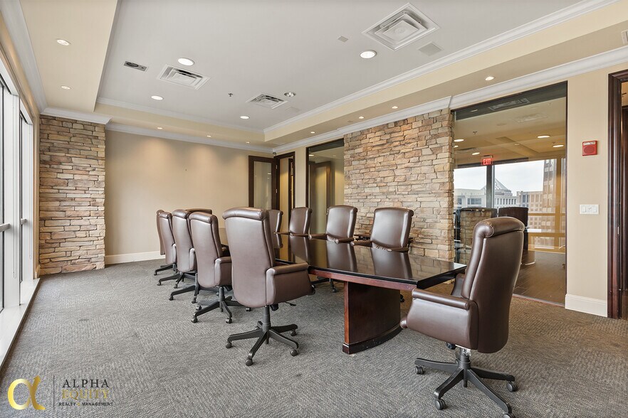 More Photos Of 189 S Orange Ave, Orlando Office Residential For Sale