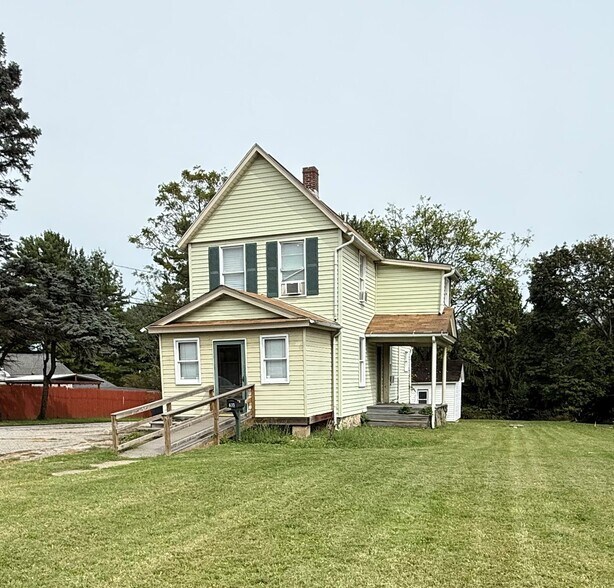 Primary Photo Of 635 Main St, Reisterstown Office For Sale