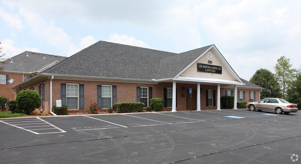 Primary Photo Of 320 Corporate Center Ct, Stockbridge Office For Lease