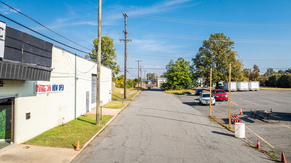 More Photos Of 601 W 4th St, North Little Rock Light Manufacturing For Lease