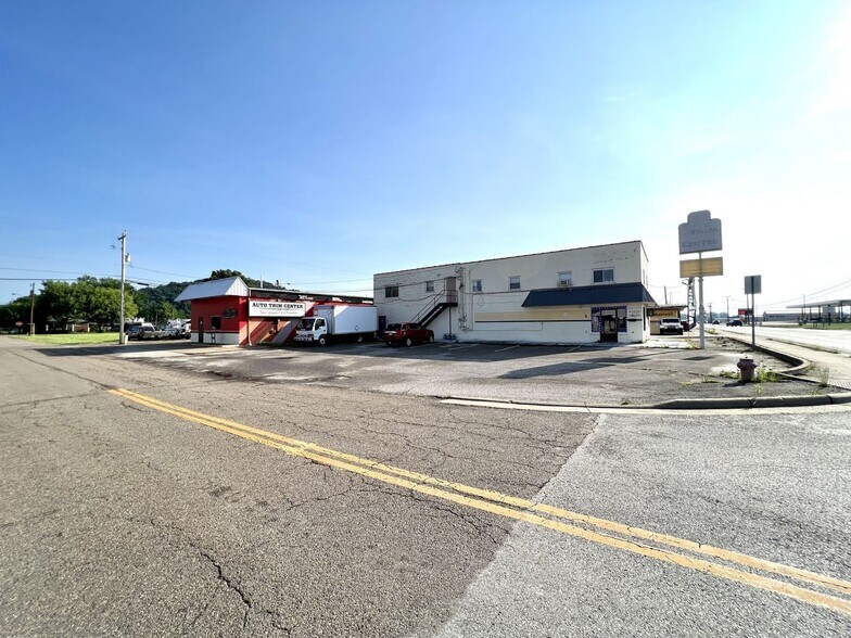 More Photos Of 18 Berger Ave, Gallipolis Auto Repair For Sale