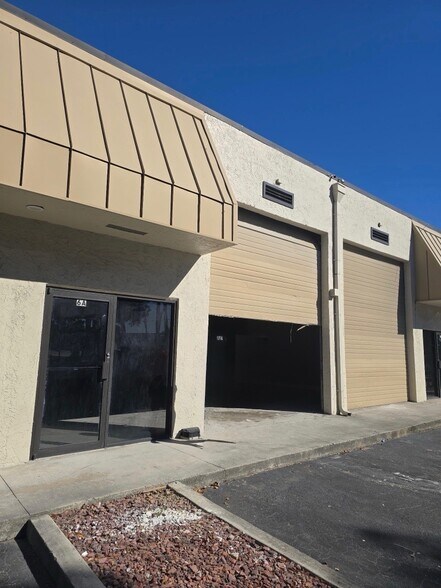 Primary Photo Of 41 N Congress Ave, Delray Beach Service For Lease