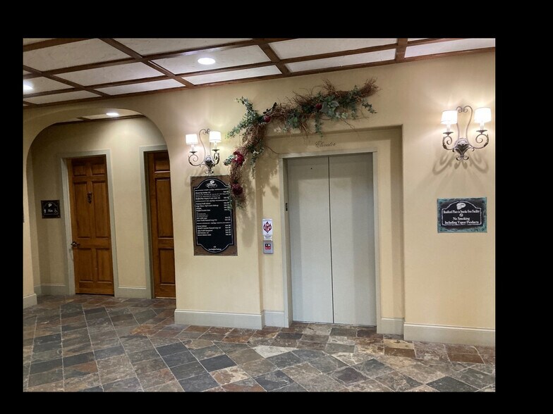 More Photos Of 1531 E Bradford Pky, Springfield Medical For Sale