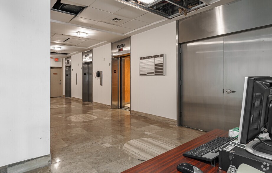 More Photos Of 225 N Federal Hwy, Pompano Beach Office For Lease