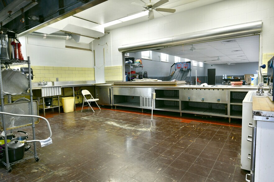More Photos Of 175 B Laird Ave, Warren Schools For Sale