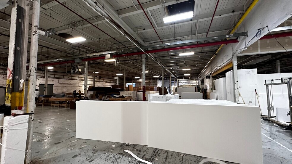 More Photos Of 1727-1801 Union Blvd, Allentown Warehouse For Lease