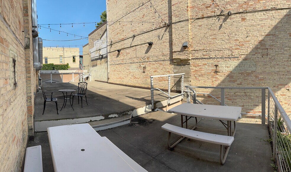 More Photos Of , Fort Atkinson General Retail For Sale