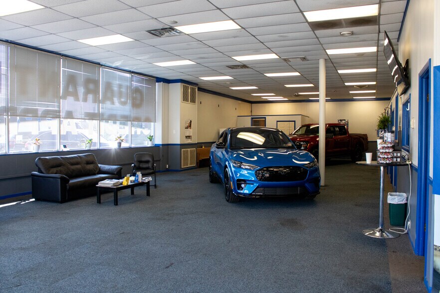 More Photos Of 1625 Commerce St, Wellsburg Auto Dealership For Sale