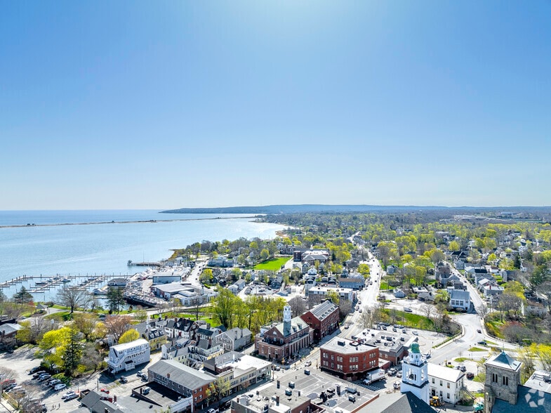 More Photos Of 6 Main Street Ext, Plymouth Office Residential For Lease