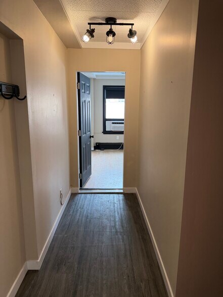 More Photos Of 783-793 Lawrence Ave W, Toronto Storefront Retail Office For Lease