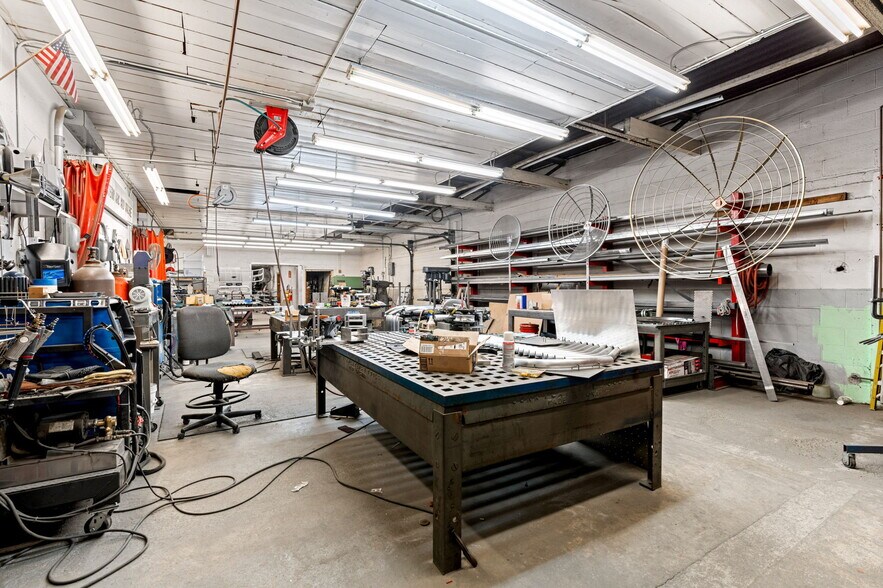More Photos Of 205 Commercial St, Whitman Manufacturing For Sale
