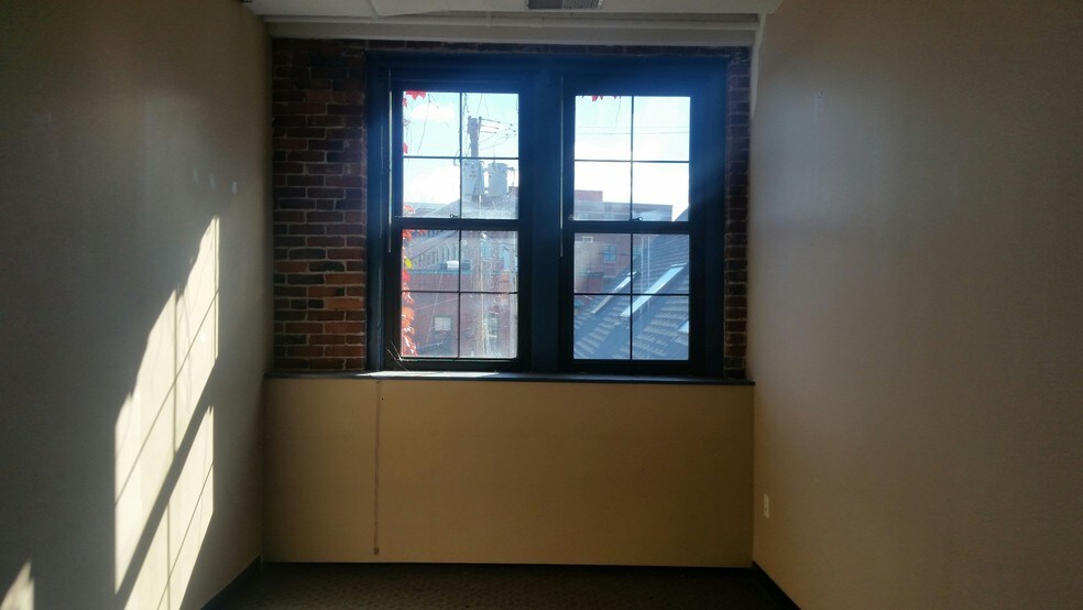 More Photos Of 31 S Main St, Concord General Retail For Sale