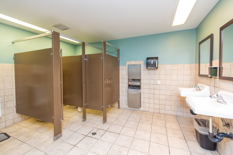 More Photos Of 4128 W Commonwealth Ave, Fullerton Office For Lease