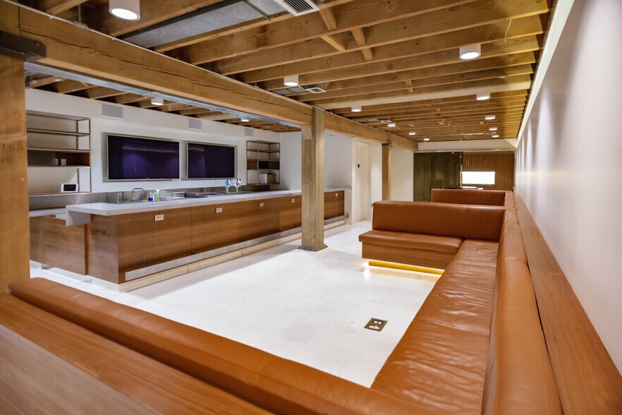 More Photos Of 431 Jessie St, San Francisco Office Residential For Lease