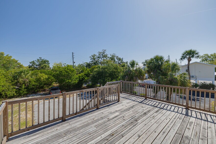 More Photos Of 220 Scotland St, Dunedin Healthcare For Lease